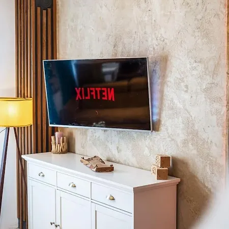 Mountain - In And Out - Free Appartement Bansko