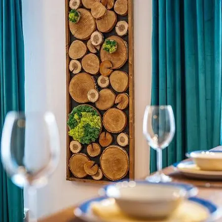 Mountain - In And Out - Free Apartment Bansko