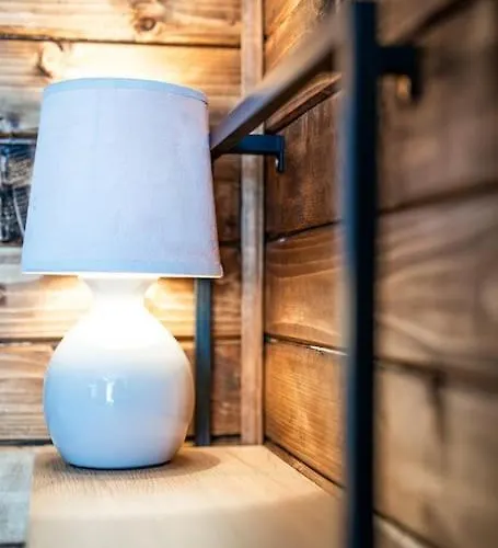 Apartment Mountain - In And Out - Free *